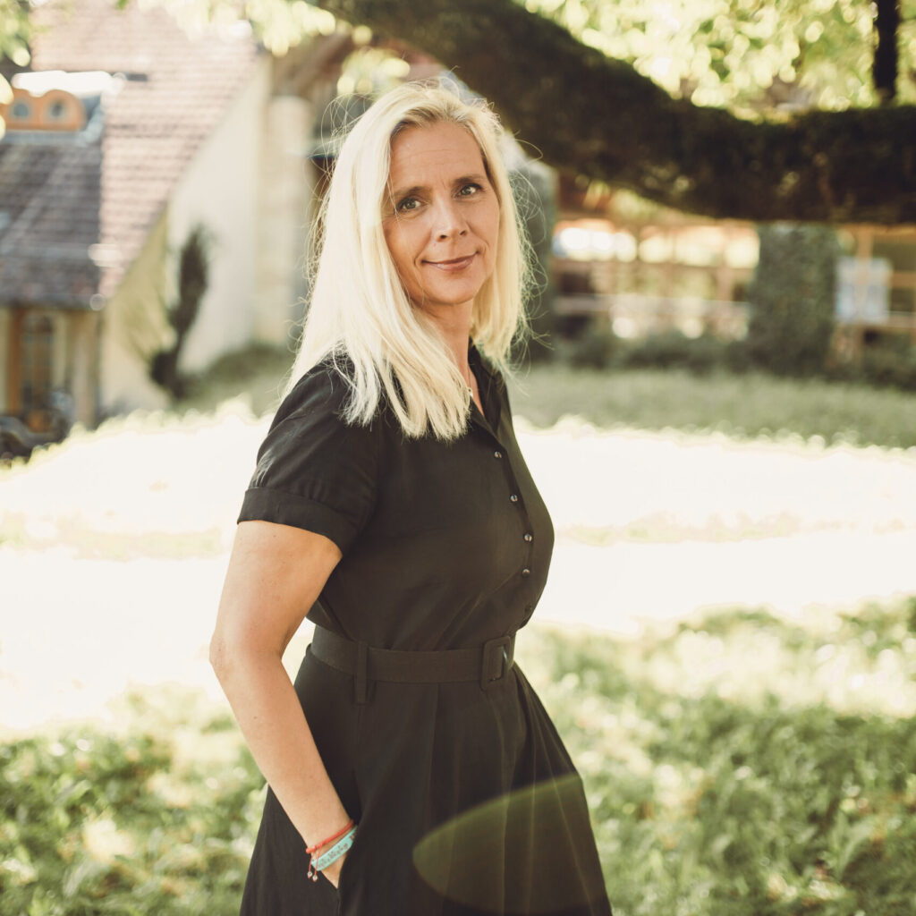 Ingrid Lama - Yoga - Meditation - Mediales geistiges Heilen - Mediale Lebensberatung - Zürich
